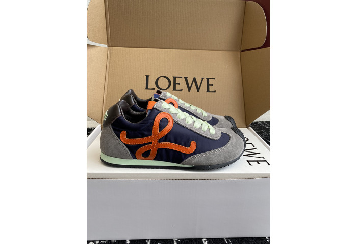 Loe*we Ballet Runner