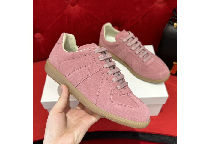 Ma*s*n m0rgiela trainer (gats)