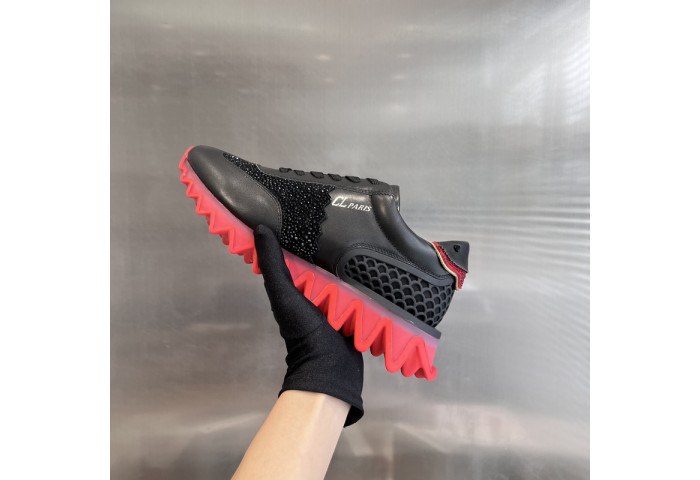 CHRISTIAN LOUBOUT1N Loubishark man (CUSTOMIZE)