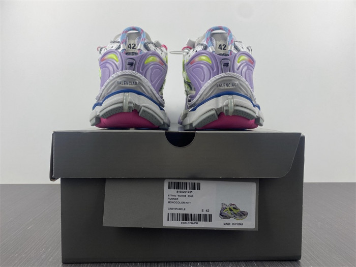 blcg runner sneaker