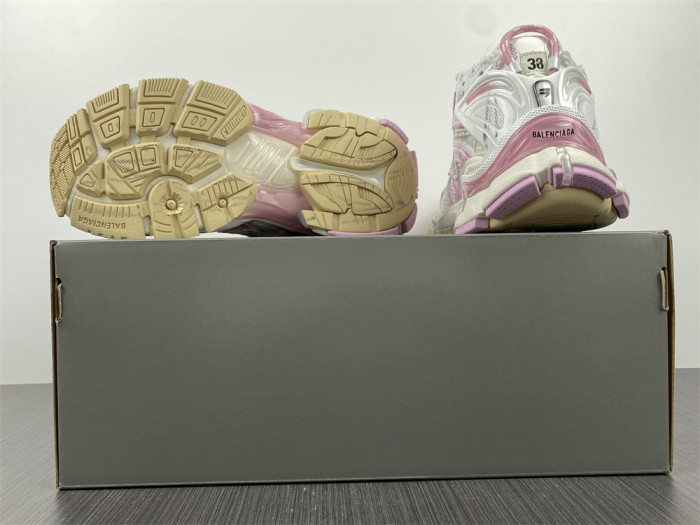 BLCG RUNNER SNEAKER