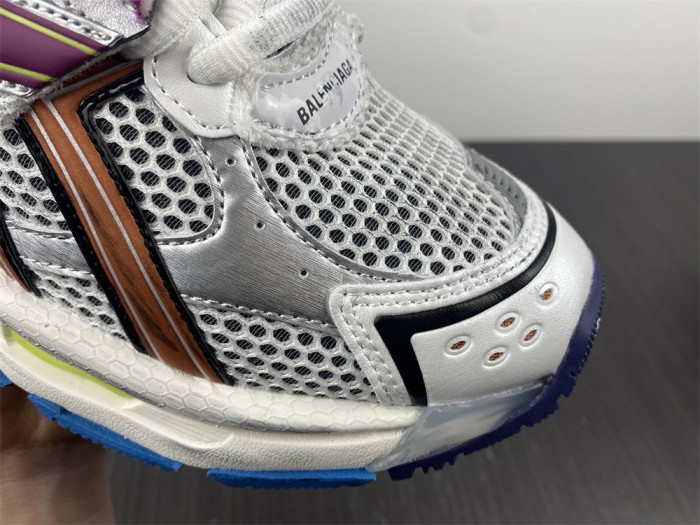 blcg runner sneaker