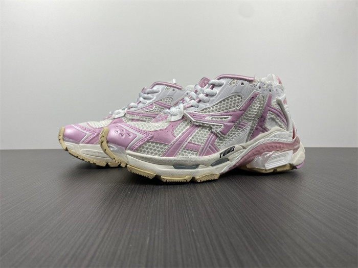 BLCG RUNNER SNEAKER