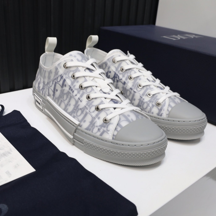 D1OR B23 SNEAKER