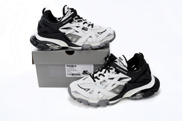 belanciaga Track 2 Sneaker Black And White 568614 W2GN3 1090
