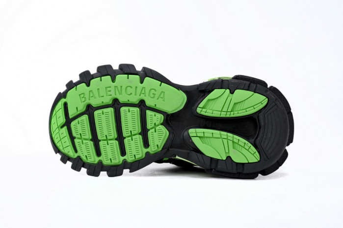 belanciaga Track 2 Sneaker Black Green 568614 W2GN3 1086