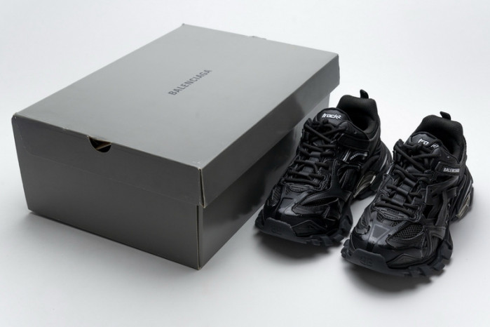 belanciaga Track 2 Sneaker Black 570391 W2GN1 1000
