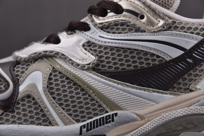 blcg runner sneaker