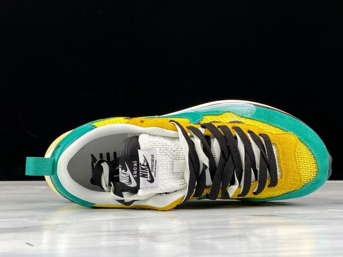 sacai x nike regasus vaporrly sp yellow green black white bv0073-103