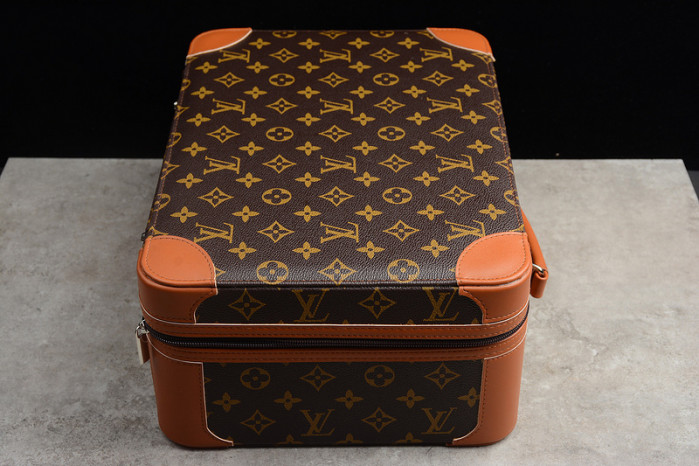 nike air jordan 1s(with case) aq0818-158