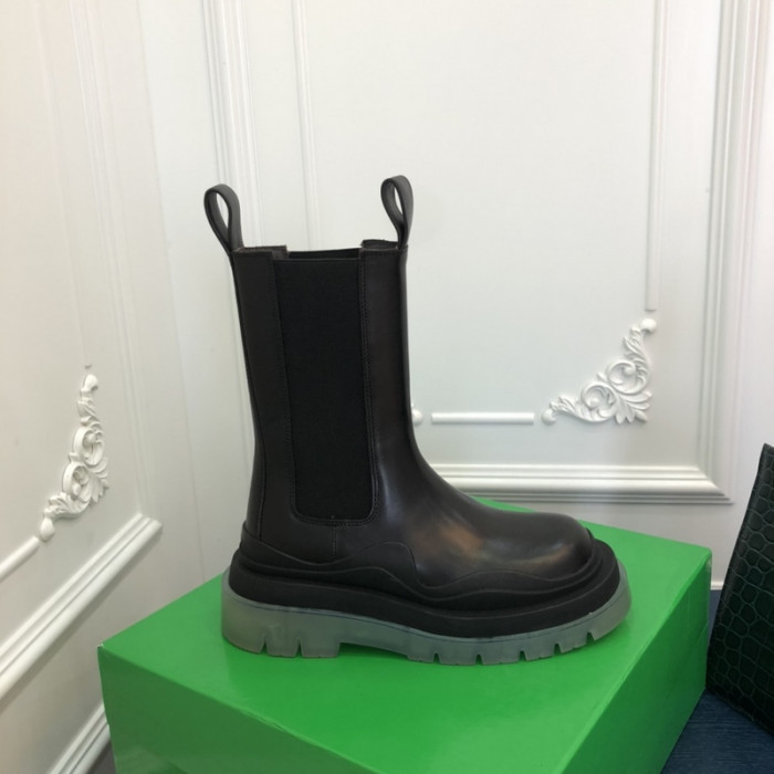 botteg*Ve*ne*ta tire leather ankle boots
