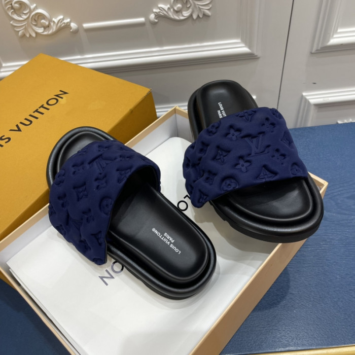 LOU1_TON POOL PILLOW COMFORT MULE (EU35-EU40)
