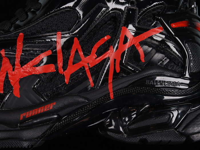 blcg runner sneaker
