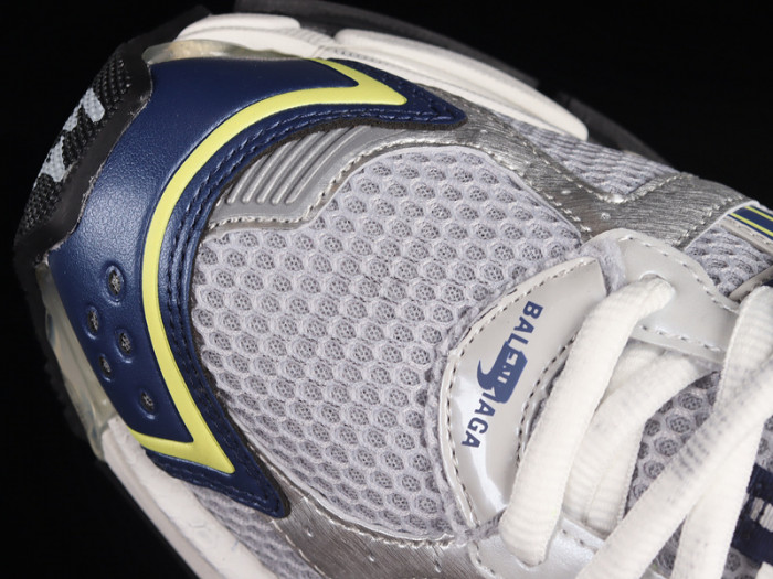 blcg runner sneaker